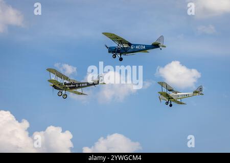 De Havilland DH.51, de Havilland DH.60X Moth & de Havilland Puss Moth, die auf der Best of British Air Show in Shuttleworth stattfinden. Stockfoto