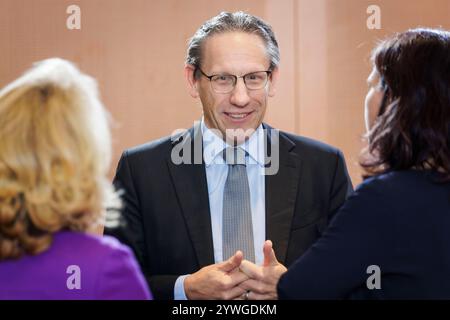 Jörg Kukies, Bundesfinanzminister SPD, aufgenommen im Rahmen der Kabinettssitzung in Berlin, 11.12.2024. Berlin Deutschland *** Jörg Kukies, Bundesfinanzminister SPD , aufgezeichnet während der Kabinettssitzung in Berlin, 11 12 2024 Berlin Deutschland Copyright: XKiraxHofmannx Stockfoto