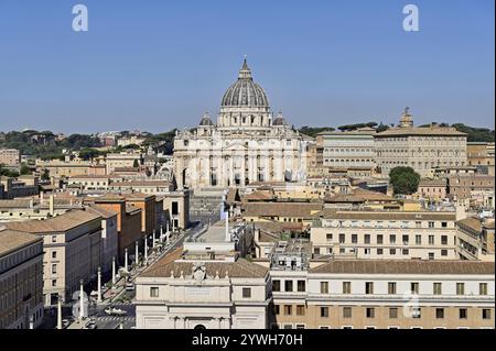 Blick von der Engelsburg auf die Kathedrale, den Petersdom, den Petersdom, den Vatikanplatz, den Vatikan, Rom, Latium, Italien, Europa Stockfoto