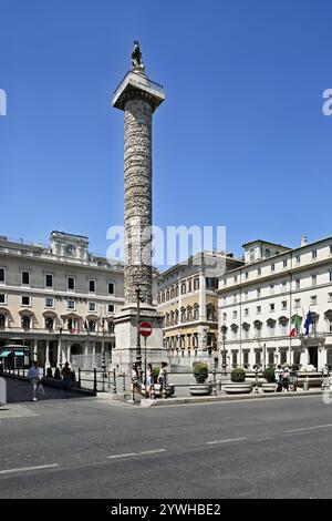 Antike römische Siegessäule, Markussäule auf der Piazza Colonna, Markussäule, altes Rom, Latium, Italien, Europa Stockfoto
