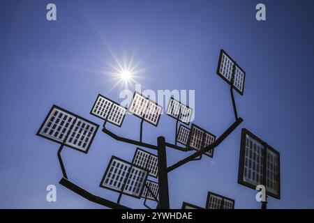 Solarzellen, Solarbaum, Ulmer Wohnviertel Solar City, Ulm, Baden-Württemberg, Deutschland, Europa Stockfoto