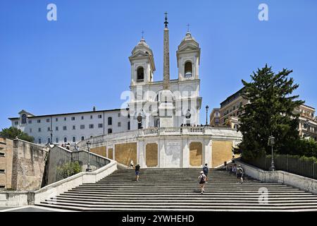 Spanische Treppe mit der Kirche Trinita dei Monti, Rom, Latium, Mittelitalien, Italien, Europa Stockfoto
