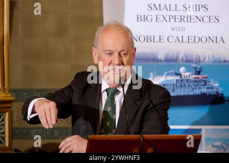 Gyles Brandret beim Oldie Literary Lunch 12/24 Stockfoto