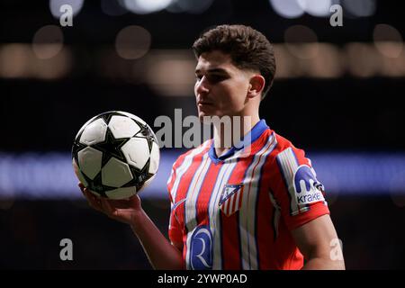 MADRID, SPANIEN - 11. Dezember: Julian Alvarez von Atletico de Madrid während des Spiels der UEFA Champions League 2024/25 zwischen Atletico de Madrid und Slovan Bratislava im Riyadh Air Metropolitano Stadion. (Foto: Guillermo Martinez) Stockfoto