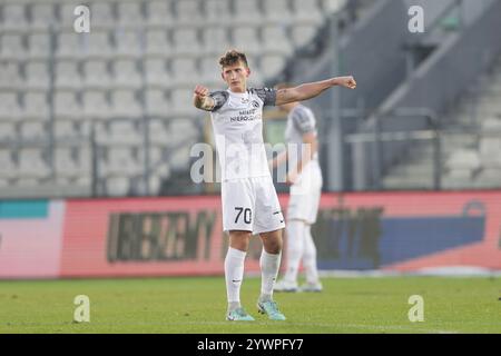 Wojciech Hajda von Puszcza Niepolomice wurde während des Polnischen Liga PKO BP Ekstraklasa 2024/2025 Fußballspiels zwischen Puszcza Niepolomice und Jagiellonia Bialystok im Cracovia Stadion gesehen. Endpunktzahl: Puszcza Niepolomice 1:1 Jagiellonia Bialystok. Stockfoto