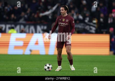 Turin, Italien. Dezember 2024. Jack Grealish vom FC Manchester City im Spiel während des MD6-Spiels der UEFA Champions League 2024/25 zwischen Juventus und Manchester City am 11. Dezember 2024 im Allianz Stadium in Turin, Italien. Quelle: Marco Canoniero/Alamy Live News Stockfoto