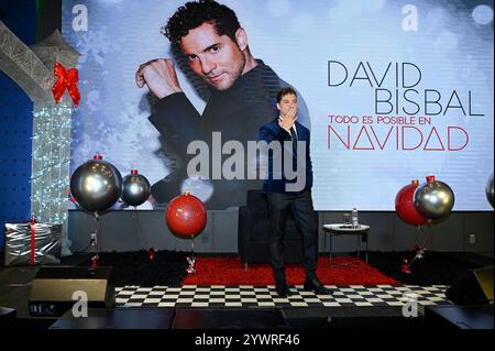 Mexiko-Stadt, Mexiko. Dezember 2024. Der spanische Sänger David Bisbal nimmt am 11. Dezember 2024 an einer Pressekonferenz Teil, um sein neuestes Album Todo es posible en Navidad bei Universal Music in Mexiko-Stadt zu promoten. (Foto: Carlos Tischler/ Eyepix Group) (Foto: Eyepix/NurPhoto) Credit: NurPhoto SRL/Alamy Live News Stockfoto