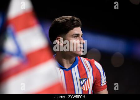 MADRID, SPANIEN - 11. Dezember: Julian Alvarez von Atletico de Madrid während des Spiels der UEFA Champions League 2024/25 zwischen Atletico de Madrid und Slovan Bratislava im Riyadh Air Metropolitano Stadion. Guille Martinez/AFLO/Alamy Live News Stockfoto