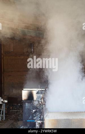 Nahaufnahme eines Ahornsirupfverdampfers Stockfoto