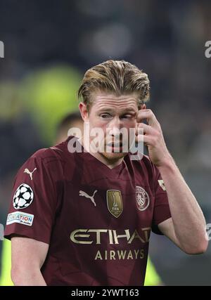 Turin, Italien. Dezember 2024. Kevin de Bruyne von Manchester City reagiert auf das Spiel der UEFA Champions League zwischen Juventus und Manchester City am 11. Dezember 2024 in Turin. Quelle: Li Jing/Xinhua/Alamy Live News Stockfoto