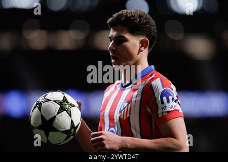 Madrid, Spanien. Dezember 2024. Julian Alvarez von Atletico de Madrid während des Spiels der UEFA Champions League 2024/25 zwischen Atletico de Madrid und Slovan Bratislava im Riyadh Air Metropolitano Stadium. Endergebnis Aatletico de Mmadrid 3:1 Slovan Bratislava (Foto: Guillermo Martinez/SOPA Images/SIPA USA) Credit: SIPA USA/Alamy Live News Stockfoto