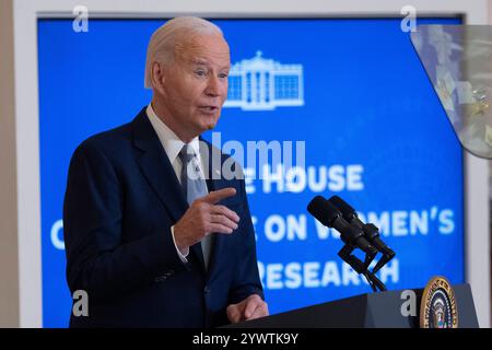 Washington, Usa. Dezember 2024. US-Präsident Joe Biden kommentiert auf der Konferenz des Weißen Hauses zur Frauengesundheitsforschung im Weißen Haus in Washington, DC, USA, 11. Dezember 2024. Foto: Chris Kleponis/CNP/ABACAPRESS. COM Credit: Abaca Press/Alamy Live News Stockfoto