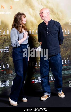 Katharine O Donnelly und ran Tellem beim Photocall zur 3. Staffel der HBO Asia Serie The Head im Hotel Thompson. Madrid, 11.12.2024 *** Katharine O Donnelly und lief Tellem auf dem Fotocall zur 3. Staffel der HBO Asia-Serie The Head im Hotel Thompson Madrid, 11 12 2024 Foto:xDyDxFotografosx/xFuturexImagex Head 4201 Stockfoto