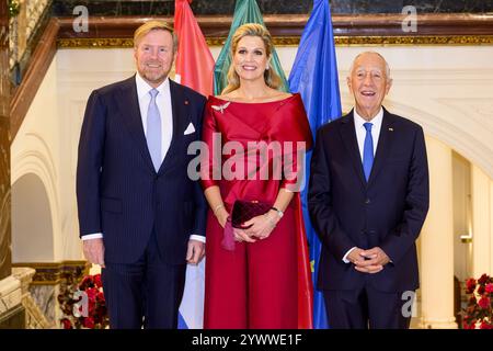 Den Haag, Niederlande, 2024 11.12.11 20:04:12 DER HAAG, 11-12-2024, KITAauf Einladung seiner Majestät des Königs, der Präsident von Portugal, Marcelo Rebelo de Sousa, besucht die Niederlande. Portugal und die Niederlande unterhalten seit 1664 diplomatische Beziehungen, und beide Länder haben traditionell eine internationale, maritime Ausrichtung. FOTO: NLBeeld/Patrick van EmstIn dem Foto: Der portugiesische Präsident bietet dem Königspaar in Amsterdam eine musikalische Aufführung asan und einen Empfang im Gebäude des KIT, dem ehemaligen Königlichen Tropeninstitut, an. Quelle: NL Beeld / Pa Stockfoto