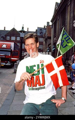 Kopenhagen/Dänemark/15. Mai 1993/historische Archivbilder ) dänen inszeniert keine Protestkundgebung zum eu-Massrichet-Projekt dänischer Kompain agianst dänischer Referdeum Masstrichet Tag der Referendumssitzung am eu-Projekt am 18. Mai 1993 in dänischer Hauptstadt. (Foto. Francis Joseph Dean/Dean Pictures) (nicht für kommerzielle Zwecke) Stockfoto