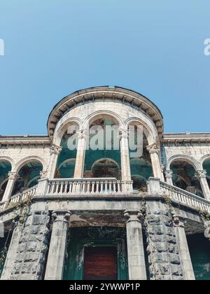 Die Ruinen des Sanatoriums Medea in Tskaltubo, Georgia Stockfoto