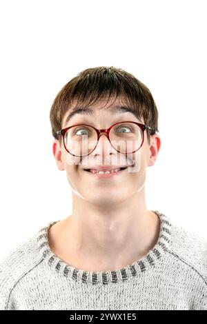 Lustiges Porträt junger Mann in Brille. Isoliert auf dem weißen Hintergrund Stockfoto