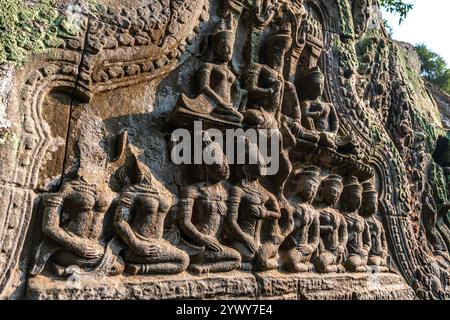 Kambodscha, 25.02.2024, Siem Reap, Angkor Tempel, TA Prohm, Khmer, Ruinen, Ruinen, khmer-Skulptur, khmer-Königreich, Basreliefs, traditionelle Kunst, Stockfoto