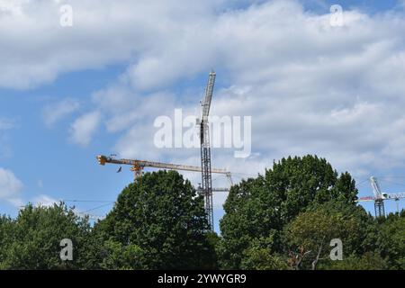 Washington DC, USA - 2. September 2024 - Turmkräne von der National Mall aus gesehen. Stockfoto