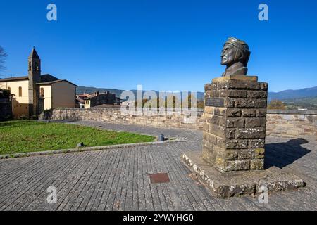 Bronzebüste des Dichters Dante Alghieri (1265–1321), Poppi, Arezzo, Toskana Stockfoto