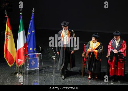 Neapel, Italien, 12. Dezember 2024. König Felipe IV. Von Spanien während der Zeremonie zum Ehrendoktor in Sozialwissenschaften und Statistik von der Federico II. Universität Neapel. Stockfoto