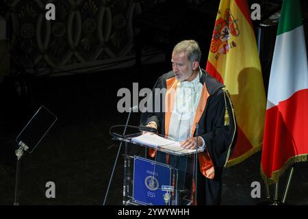 Neapel, Italien, 12. Dezember 2024. König Felipe IV. Von Spanien während der Zeremonie zum Ehrendoktor in Sozialwissenschaften und Statistik von der Federico II. Universität Neapel. Stockfoto