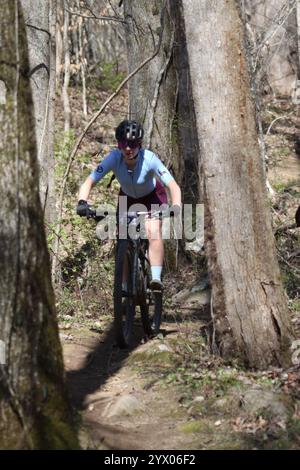 Cross Country Trail Race/XCO Race im WindRock Bicycle Park in Oliver Springs, Tennessee, USA. Stockfoto