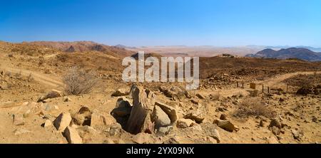 Ein hochauflösendes Panoramabild mit Blick in die Ferne, vom Spreetshoogte Pass, Namibia, Afrika. Stockfoto
