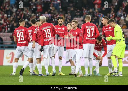 Krakau, Polen. Dezember 2024. Fußball 2024 2025 Betclic 1 Liga Wisla Krakow gegen Miedz Legnica op.: WISLA KRAKOW Credit: Konrad Swierad/Alamy Live News Stockfoto