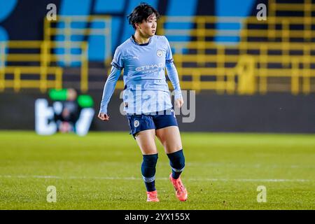 Manchester, Großbritannien. Donnerstag, 12. Dezember 2024, UEFA Women's Champions League: Manchester City Women vs SKN St. Pölten Women im Jole Stadium. Manchester City Stürmer Aoba Fujino 20 während des Spiels. James Giblin/Alamy Live News. Stockfoto