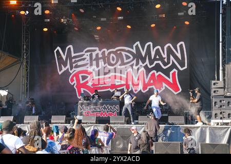 Redman (Reginald Noble) und Method man (Clifford Smith Jr.) treten während eines Musicfestes am 26. Oktober 2024 in Atlanta, Georgia, USA auf. (Foto: Julia Beverly/Alamy Live News) Stockfoto