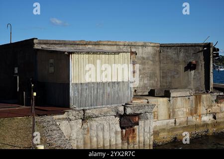 Concrete Walls of the Coal, Rope & Sling Store des Cockatoo Island Powerhouse Sydney, Australien Stockfoto