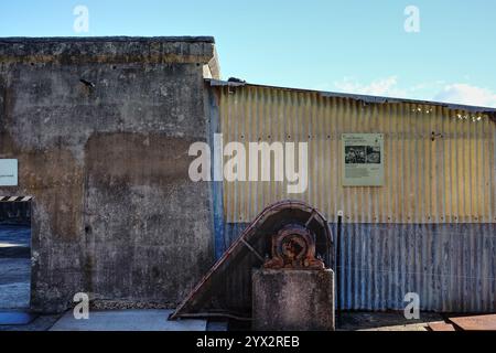 Concrete Walls of the Coal, Rope & Sling Store des Cockatoo Island Powerhouse Sydney, Australien Stockfoto