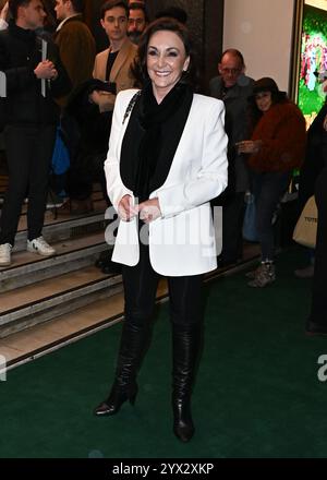 London, Großbritannien. Dezember 2024. Shirley Ballas nimmt an der „Robin Hood“ London Palladium Panto Press Night im London Palladium in London Teil. UK. Donnerstag, 12. Dezember 2024 Credit: Famous/Alamy Live News Stockfoto