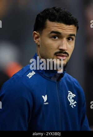 Glasgow, Großbritannien. Dezember 2024. Jefté von den Rangers während des Spiels der UEFA Europa League im Ibrox Stadium, Glasgow. Der Bildnachweis sollte lauten: Neil Hanna/Sportimage Credit: Sportimage Ltd/Alamy Live News Stockfoto