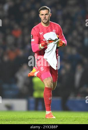 Glasgow, Großbritannien. Dezember 2024. Jack Butland von den Rangers während des Spiels der UEFA Europa League im Ibrox Stadium, Glasgow. Der Bildnachweis sollte lauten: Neil Hanna/Sportimage Credit: Sportimage Ltd/Alamy Live News Stockfoto