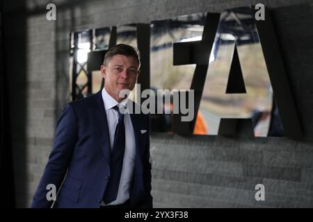 Schweiz, Zürich. Dezember 2024. 13. Dezember 2024, Schweiz, Zürich: Fußball: WM-Qualifikation Europa, Jon Dahl Tomasson, Trainer von Schweden, kommt zur Verlosung der WM-Qualifikation 2026. Foto: Christian Charisius/dpa Credit: dpa Picture Alliance/Alamy Live News Credit: dpa Picture Alliance/Alamy Live News Stockfoto