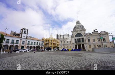 SALVADOR DE BAHIA, BRASILIEN - 15. OKTOBER 2024: Platz Praca Thome de Souza, Salvador de Bahia, Brasilien Stockfoto