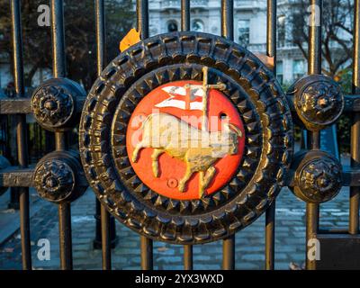 Inner Temple Garden, Logo, Tore und Zaun, Inner Temple Garden, The City of London, London, England, Großbritannien, GB. Stockfoto