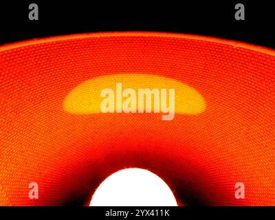 ...Eins zwei drei-wer hat den schoensten Pilz...aufhellendes Gesellschaftsspiel für die dunkle Jahreszeit... Nuklearexplosion Simulation *** eins zwei drei, der das schönste Pilz aufhellende Salonspiel für die dunkle Saison nukleare Explosionssimulation hat Stockfoto