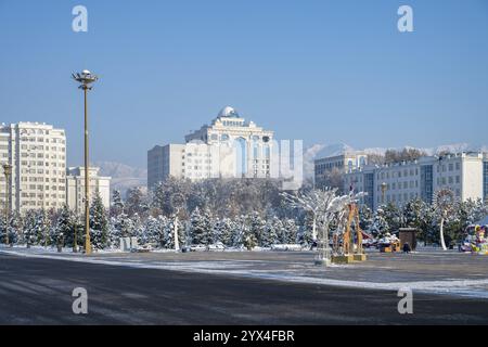 Winterpark in Duschanbe, Tadschikistan, Zentralasien, Asien Stockfoto