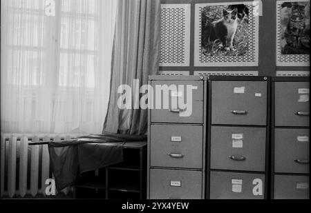 Deutschland, Berlin, 23. Juni 1991, Bezirksgericht Lichtenberg (direkt neben dem Stasi-Hauptquartier in der Normannenstraße), Stahlschränke, wo ein Teil der DDR-Friedensbewegung angeklagt wurde, Stockfoto