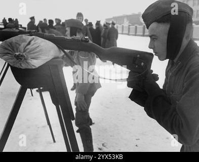 Hitlerjugendtraining in Hamburg. [Automatisierte Übersetzung] Stockfoto