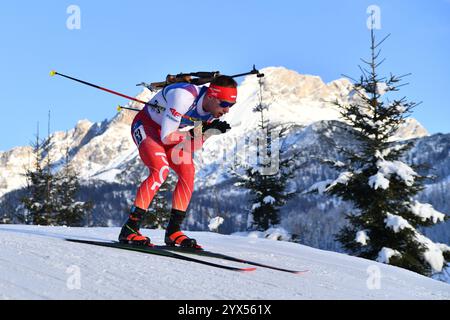 Hochfilzen, Österreich. Dezember 2024. HOCHFILZEN, ÖSTERREICH - 13. DEZEMBER: Konrad Badacz aus Polen tritt am 13. Dezember 2024 im Biathlon Stadion Hochfilzen im Sprint Men Competition beim BMW IBU World Cup Biathlon Hochfilzen im Biathlon Stadion in Hochfilzen an.241213 SEPA 24 155 - 20241213 PD5899 Credit: APA-PictureDesk/Alamy Live News Stockfoto