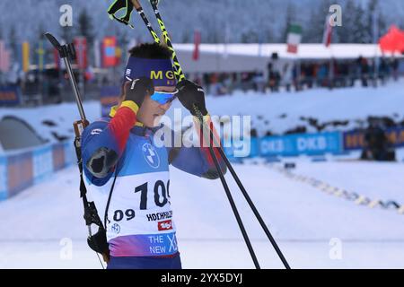 Hochfilzen, Tirol, Österreich. Dezember 2024. BMW IBU World Cup Biathlon, Tag 1; Enkhsaikhan Enkhbat (MGL) Credit: Action Plus Sports/Alamy Live News Stockfoto