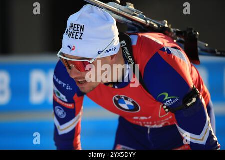 Hochfilzen, Tirol, Österreich. Dezember 2024. BMW IBU World Cup Biathlon, Tag 1; Emilien Jacquelin (FRA) Credit: Action Plus Sports/Alamy Live News Stockfoto