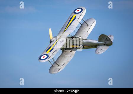 1938 Gloster Gladiator, die am 12. Mai 2024 auf der Best of British Air Show in Shuttleworth durchgeführt wurde. Stockfoto