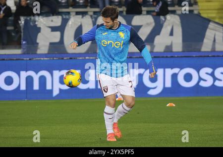 Empoli, Italien. Dezember 2024. Torinos Spieler wärmen sich vor dem Spiel während des italienischen Fußballspiels Enilive Serie A zwischen Empoli und Turin im Castellani-Stadion in Norditalien auf, Freitag, 13. 2024 - Sport - Fußball - (Foto Michele Nucci Credit: LaPresse/Alamy Live News Stockfoto