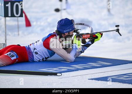 Hochfilzen, Österreich. Dezember 2024. HOCHFILZEN, ÖSTERREICH - 13. DEZEMBER: Jeremy Finello aus der Schweiz tritt beim 10km-Sprint der Männer beim IBU World Cup Biathlon Hochfilzen am 13. Dezember 2024 in Hochfilzen an. 241213 SEPA 26 117 - 20241213 PD8051 Credit: APA-PictureDesk/Alamy Live News Stockfoto