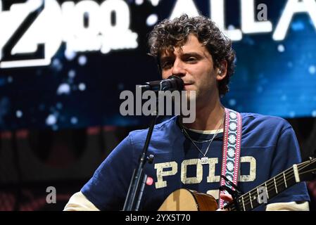 Manhattan, Usa. Dezember 2024. Mark Ambor tritt am 13. Dezember 2024 in der Z100 Jingle Ball All Access Lounge im Hammerstein Ballroom in Manhattan, New York auf. (Foto: Kyle Mazza/NurPhoto)0 Credit: NurPhoto SRL/Alamy Live News Stockfoto